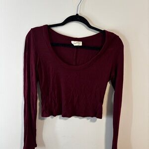 Women’s Long Sleeve Scoop Neck Crop Top - Burgundy